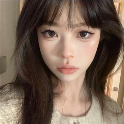 小胸维妮的幸福旅程